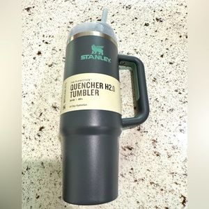 Stanley 30 oz Quencher 2.0 Tumbler